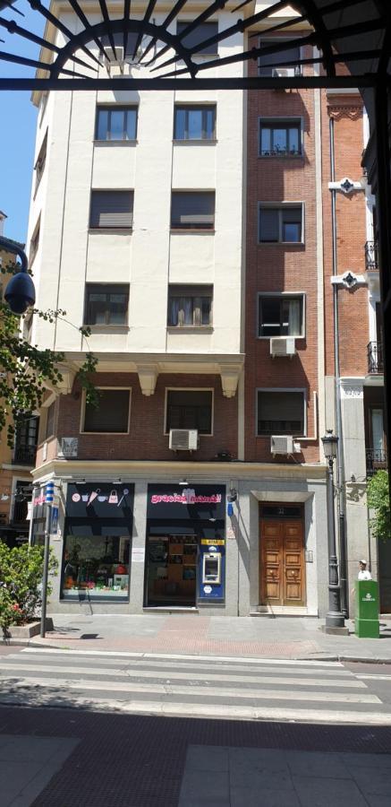 Valentina Apartment มาดริด ภายนอก รูปภาพ